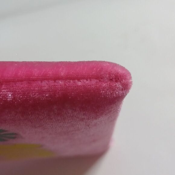 Benefit Womens Makeup Pouch - Picture 10 of 11